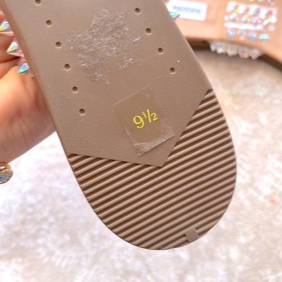 Brand New Steve Madden Blizie Sandals Clear Iridescent Multicolored Studs Spikes - Picture 11 of 15
